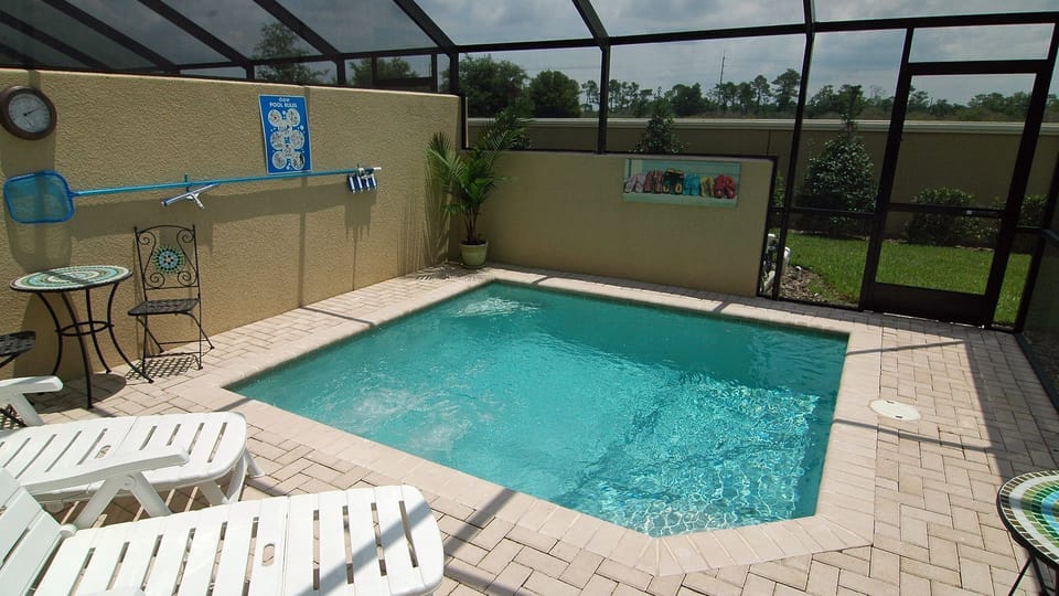 Beautiful 3 bed 3 bath townhome located in Windsor Hills Resort