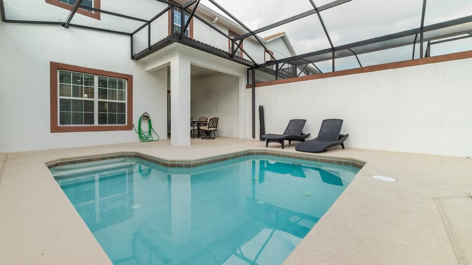 Poolside paradise: Where sun-kissed moments are made!