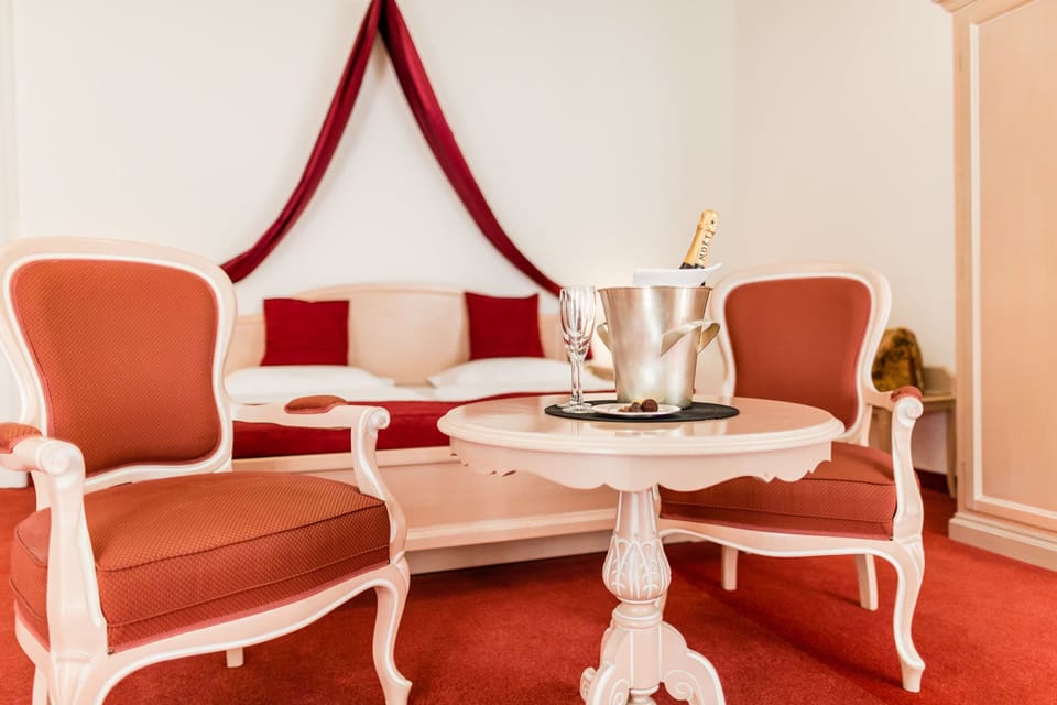 Superior Double Room "L" | In-room safe, individually decorated, individually furnished, desk