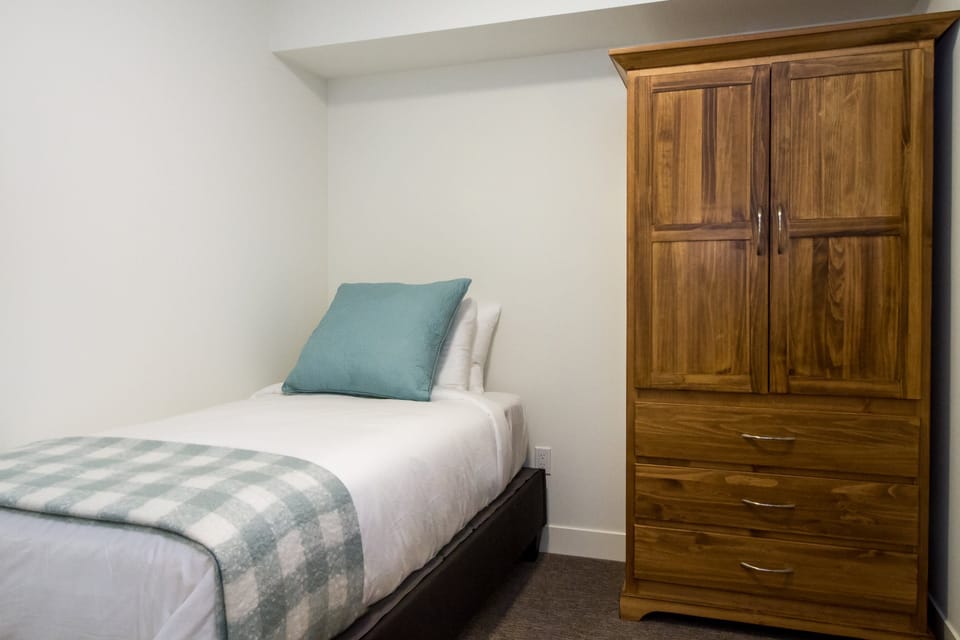 Magog Condo | 3 bedrooms, WiFi (free), bed sheets