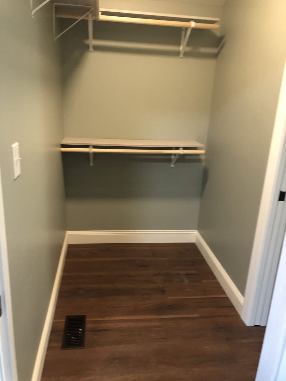 Walk in closet bedroom 1