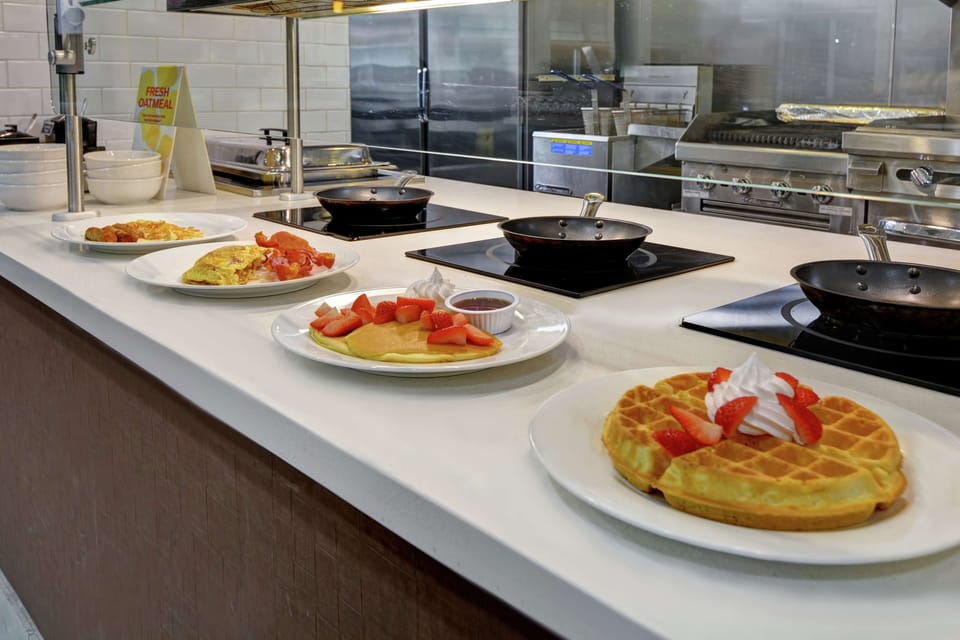 Daily full breakfast for a fee