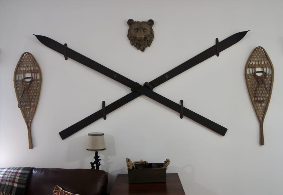 Bear lodge living room detail