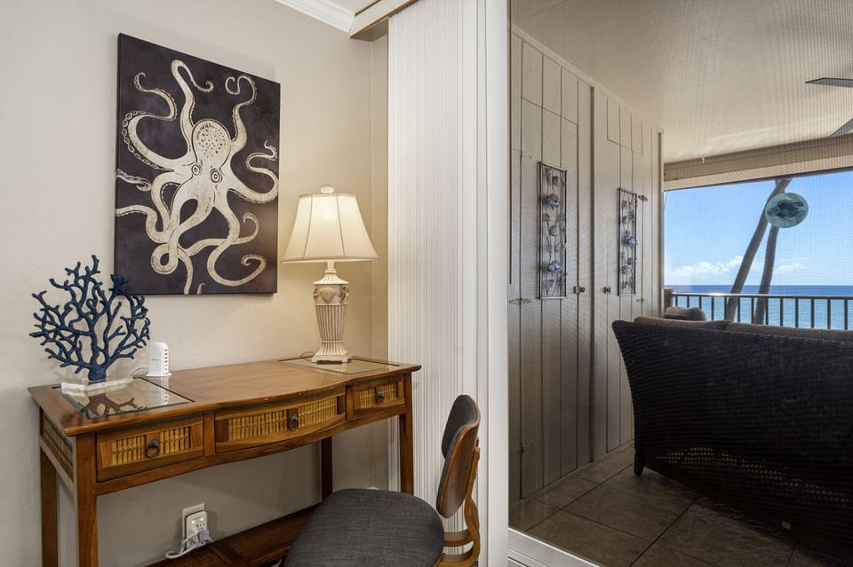 Oceanfront Desk/work area