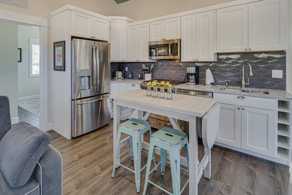 Our team is enthusiastic about ensuring our guests have great stays. Please reach out and we will happily provide local recommendations of all sorts!