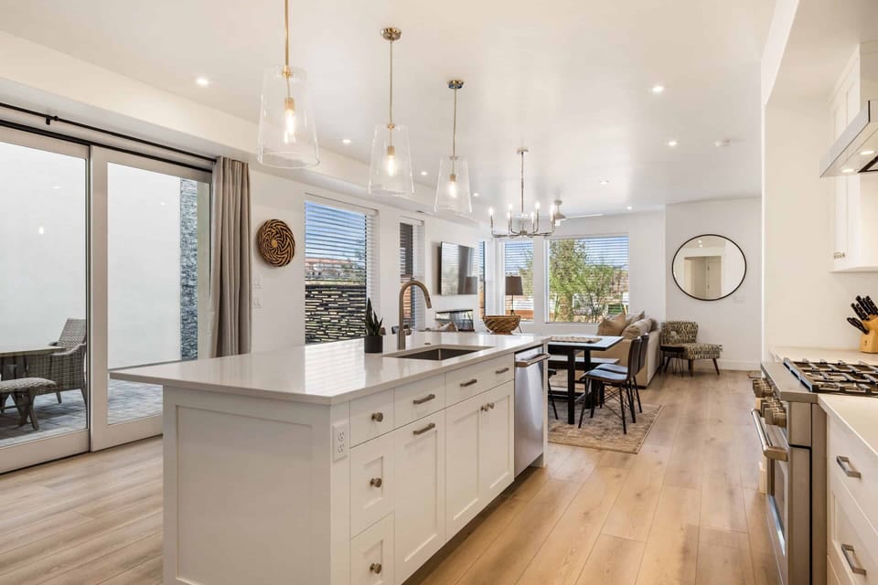 House, 5 Bedrooms | Private kitchen | Coffee/tea maker, fridge, oven, toaster
