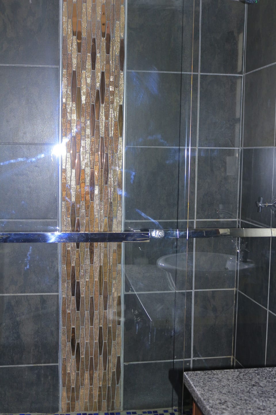 Standard Single Room, 1 Bedroom, Private Bathroom, Ground Floor | Bathroom | Combined shower/tub, rainfall showerhead, towels, soap