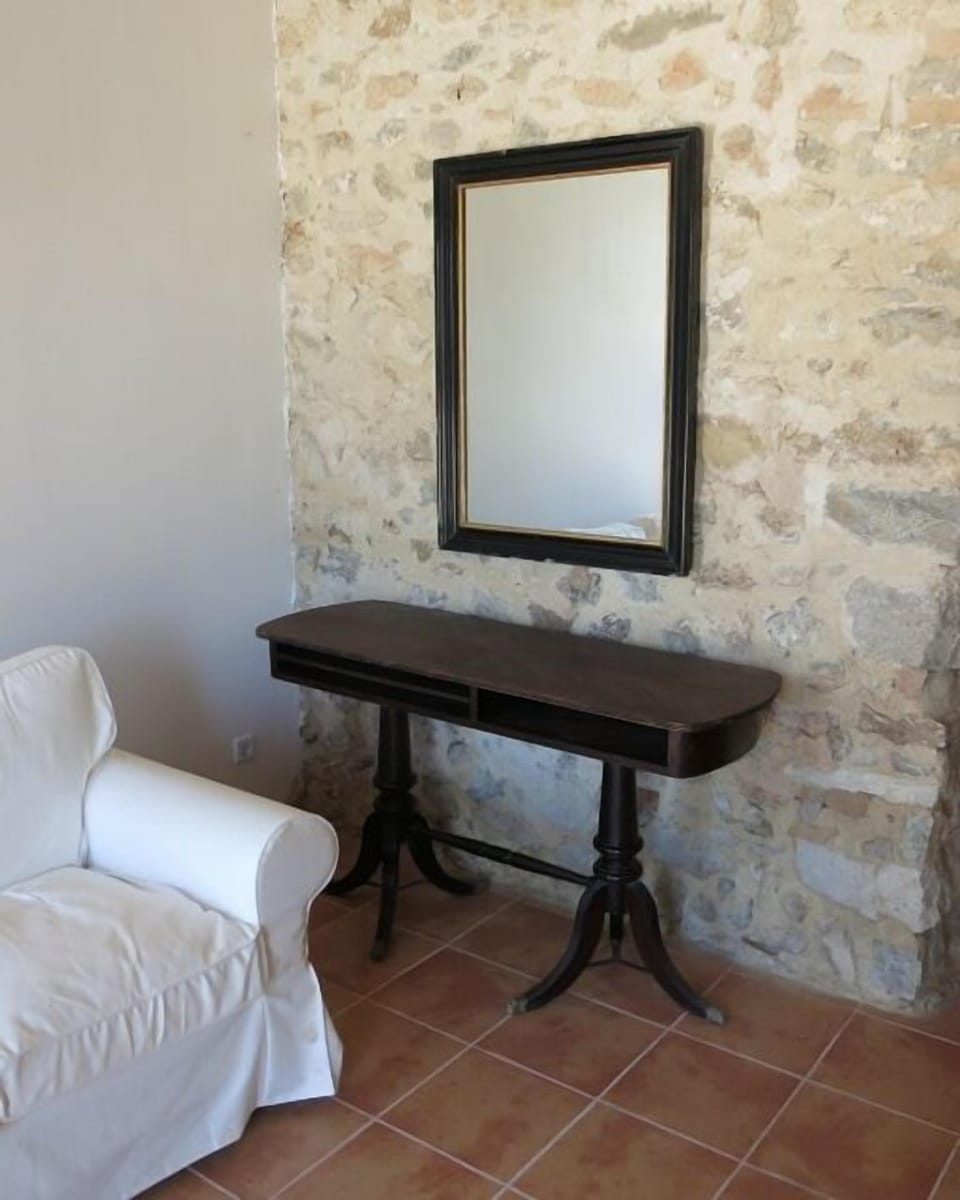 Suite | Living area | Flat-screen TV