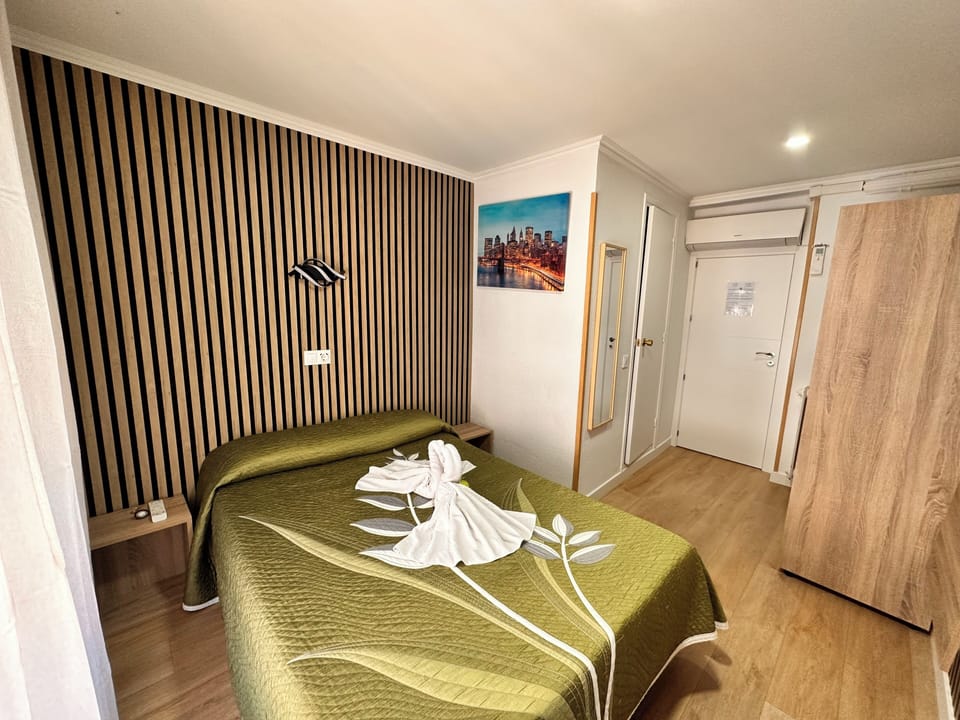 Double Room | In-room safe, individually decorated, desk, laptop workspace