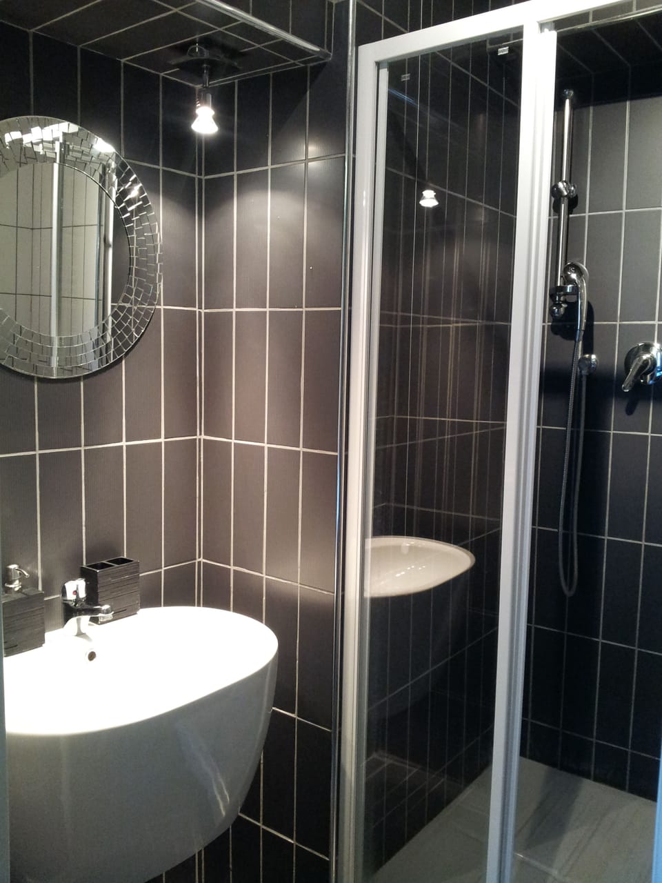 Triple Room | Bathroom sink