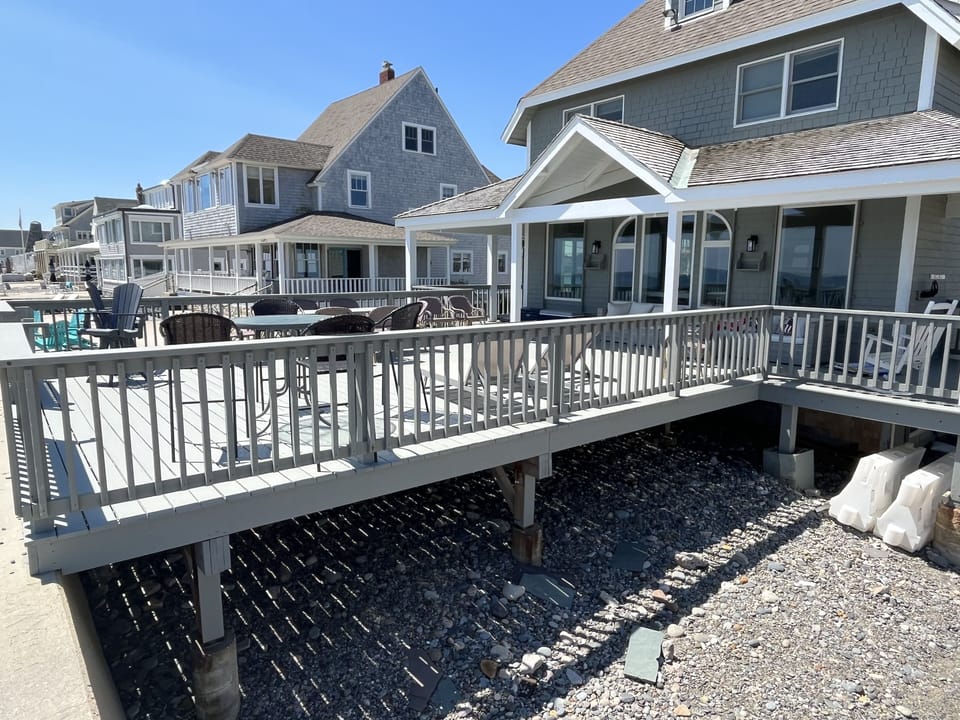 Deck onto the private beach