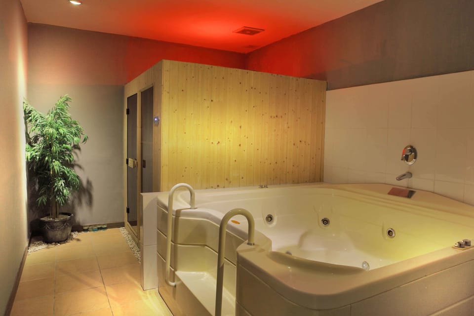 FOX Hotel Gorontalo Hotel in Indonesia