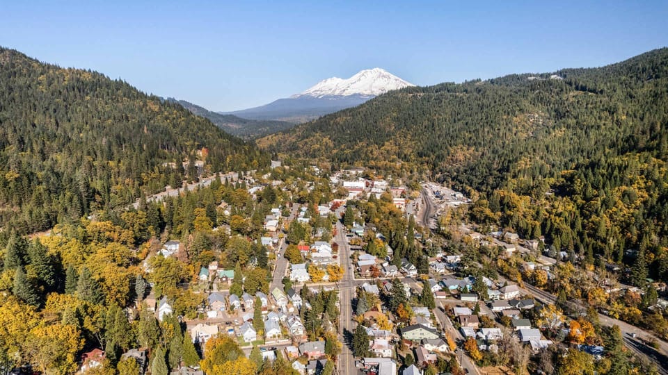 Dunsmuir, CA is a quaint mountain town near Mt. Shasta where they have a ski resort. Dunsmuir also has their own local brewery.