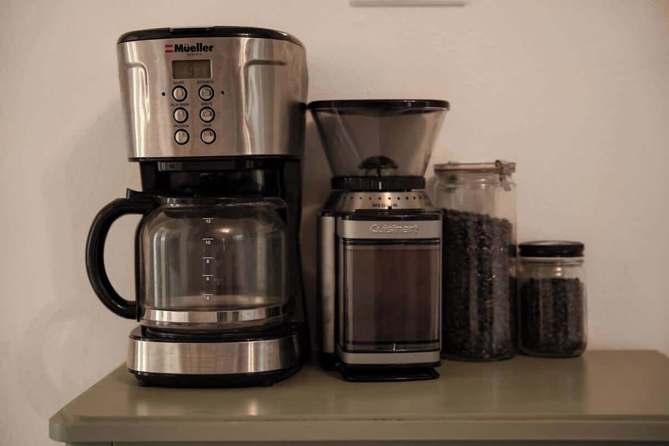 We offer coffee and tea during your stay!