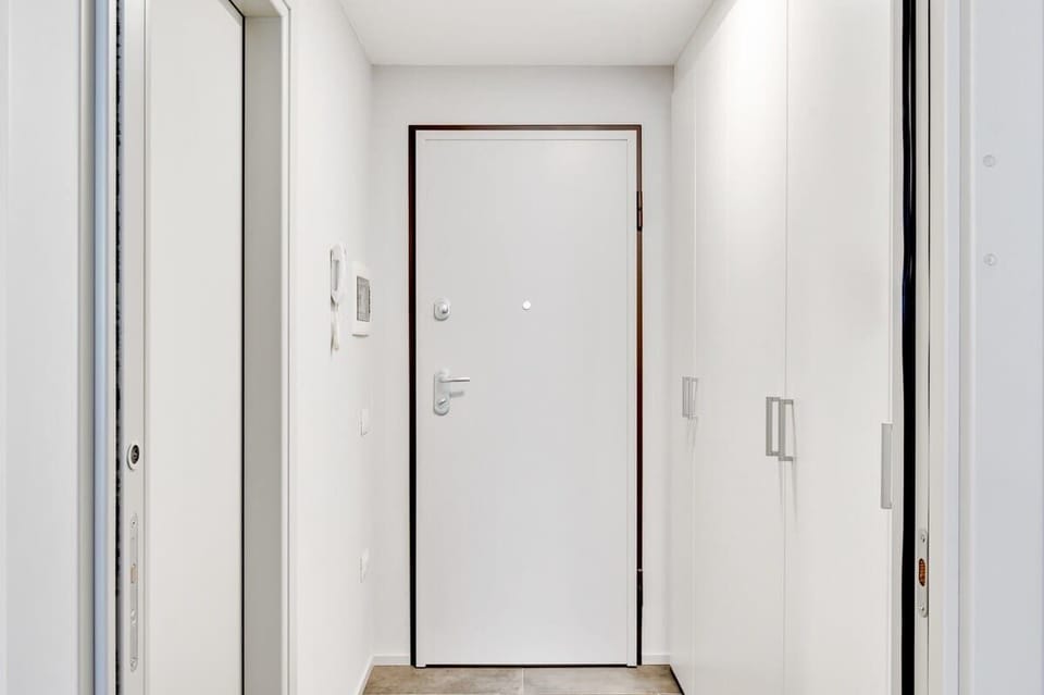 you will be welcomed from a narrow entrance, but bright and tidy, which opens on the cozy living room