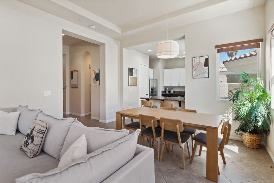 From kitchen to dining to living room, everything connects beautifully here.
