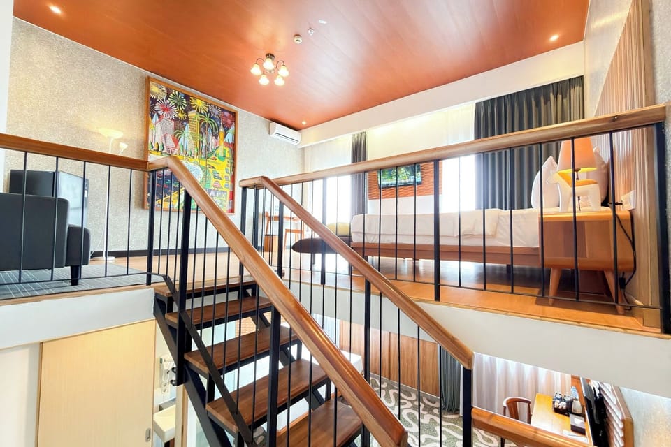 Duplex (Trendy) | In-room safe, blackout drapes, WiFi (free), bed sheets
