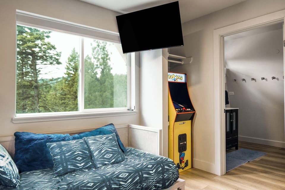 This room really has it all - and views for the kiddos too