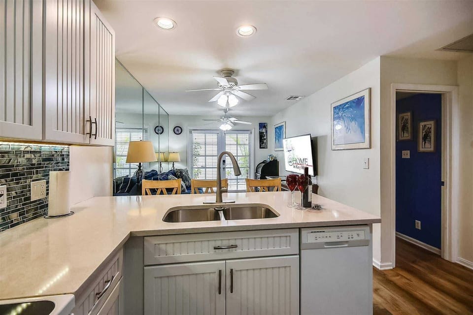 House (2 Bedrooms) | Interior