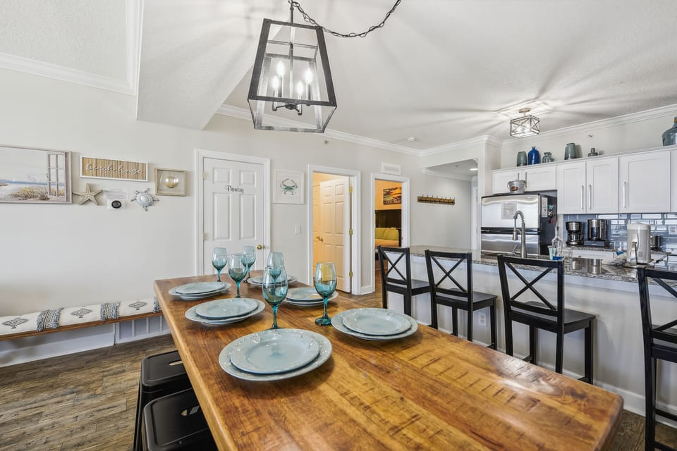 Dining Area with Gulf Views