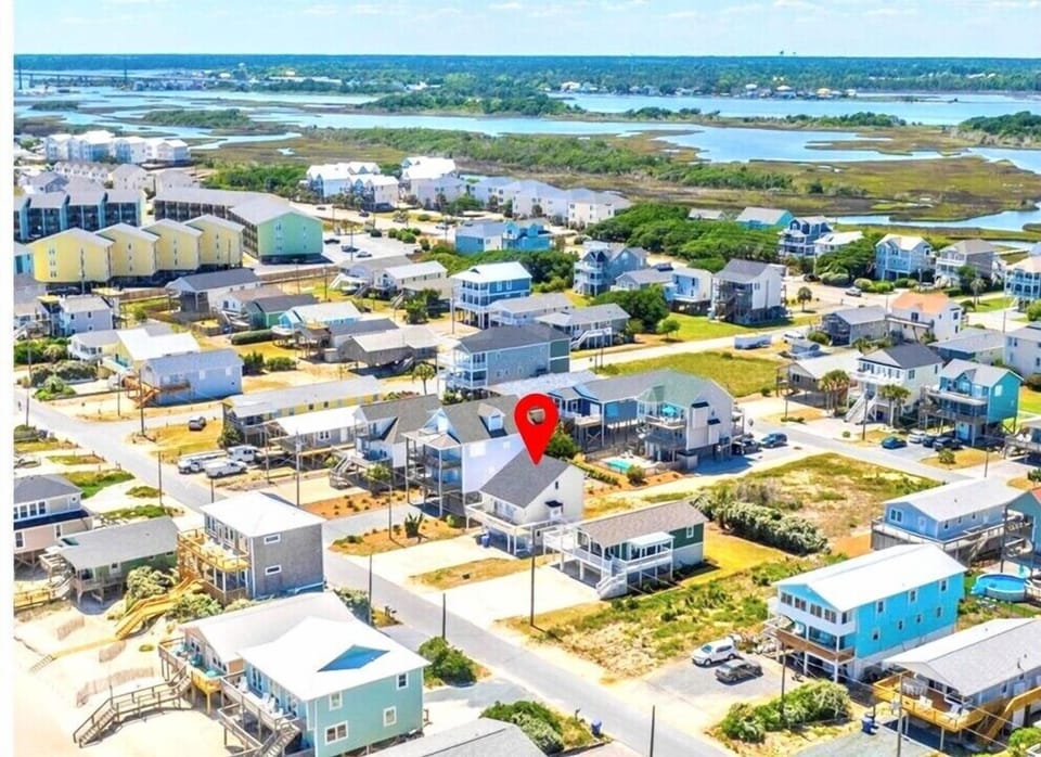 Birds eye view showing intracoastal waterway