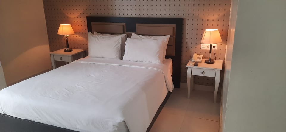Superior Double or Twin Room | WiFi (free), bed sheets