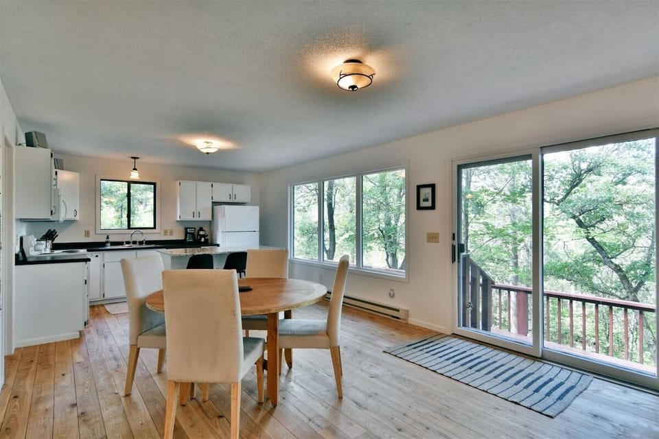 A sliding door from the dining area to deck