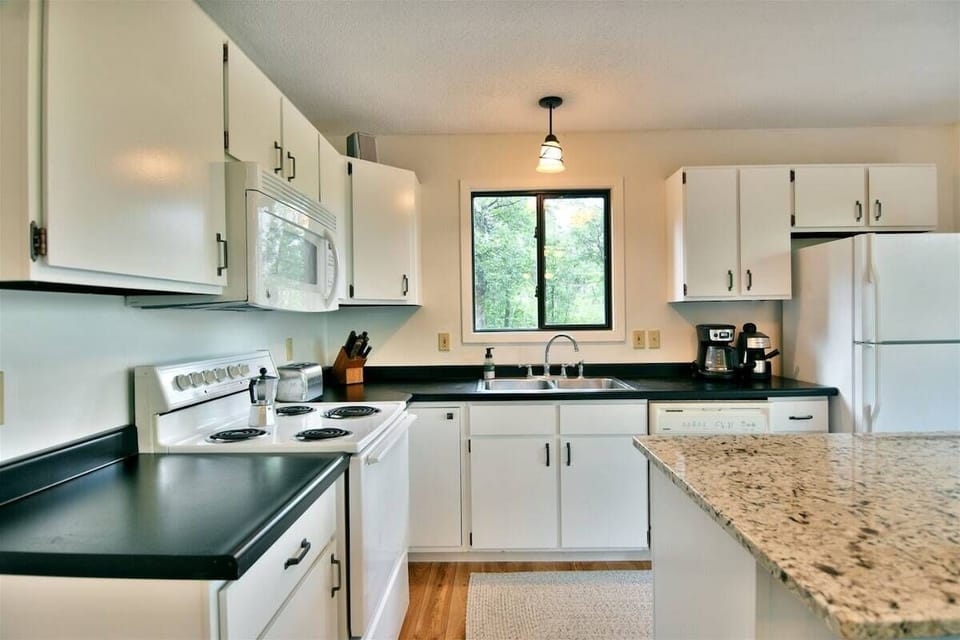 White kitchen