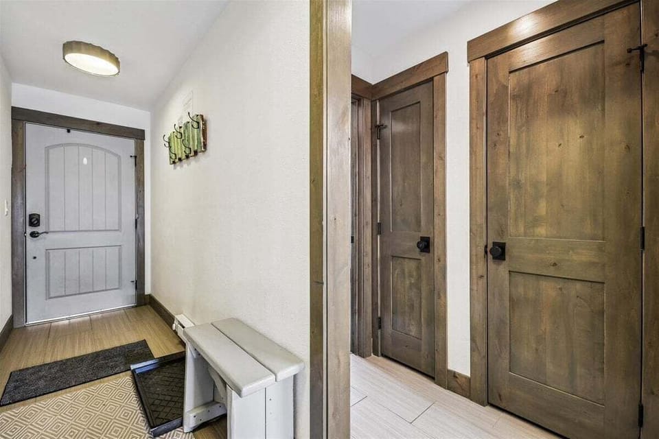 Entry - Park Place 302C - Breckenridge Vacation Rental