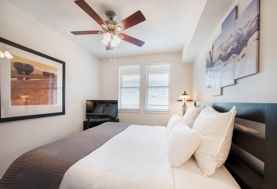 Condo, 1 Bedroom | 1 bedroom, iron/ironing board, free WiFi
