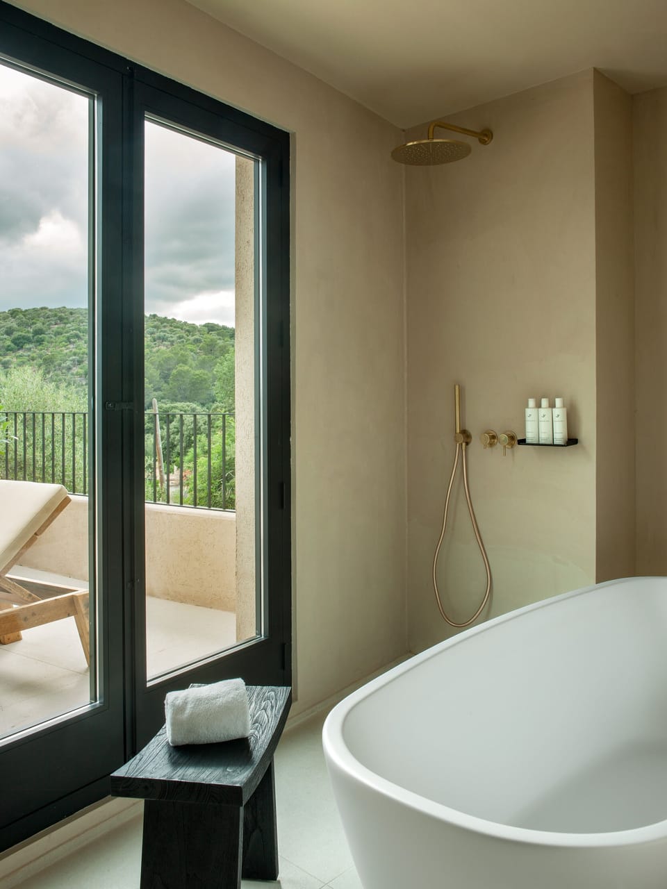 Premium Suite, Valley View | Bathroom | Eco-friendly toiletries, hair dryer, bathrobes, slippers