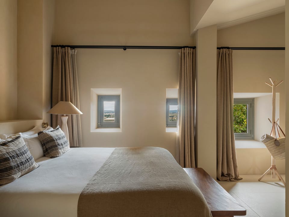 Suite | Egyptian cotton sheets, premium bedding, down comforters