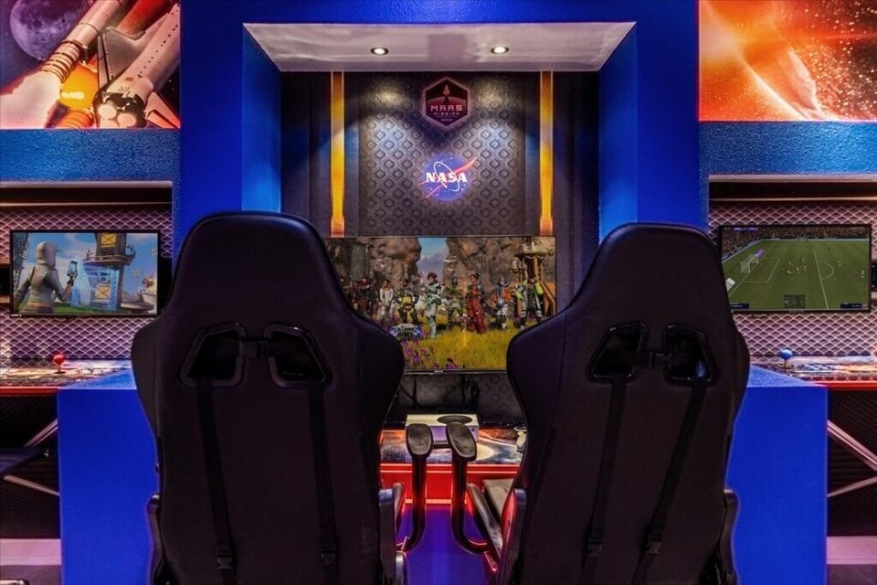 2976 Penelope Loop (15).jpg