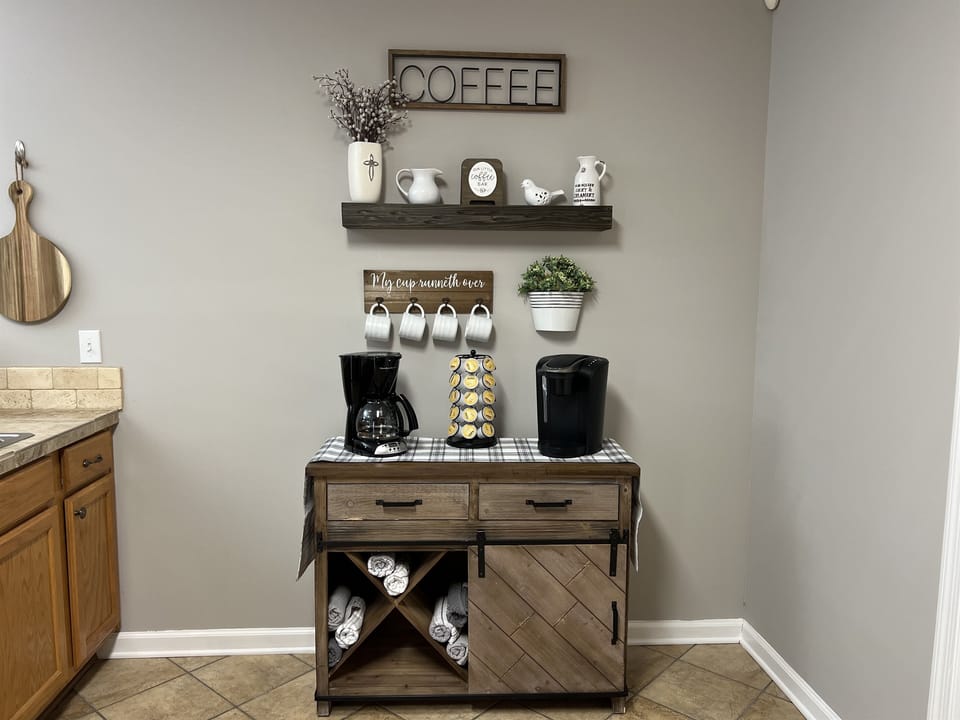 Coffee Bar with a regular drip pot and Keurig