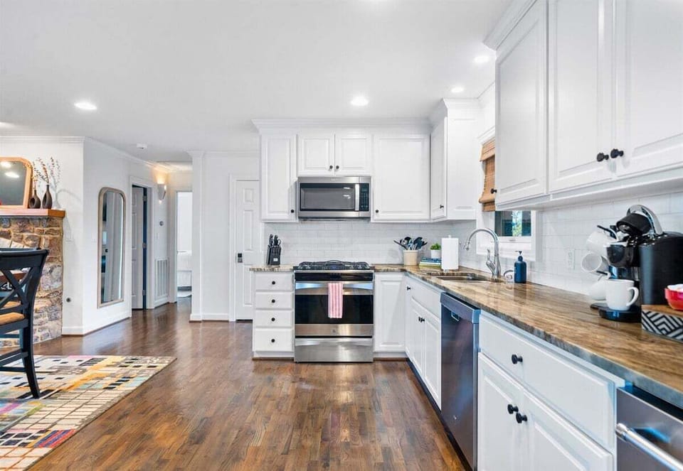 Open and welcoming, this thoughtfully designed space makes it easy to gather, cook, and enjoy time together.