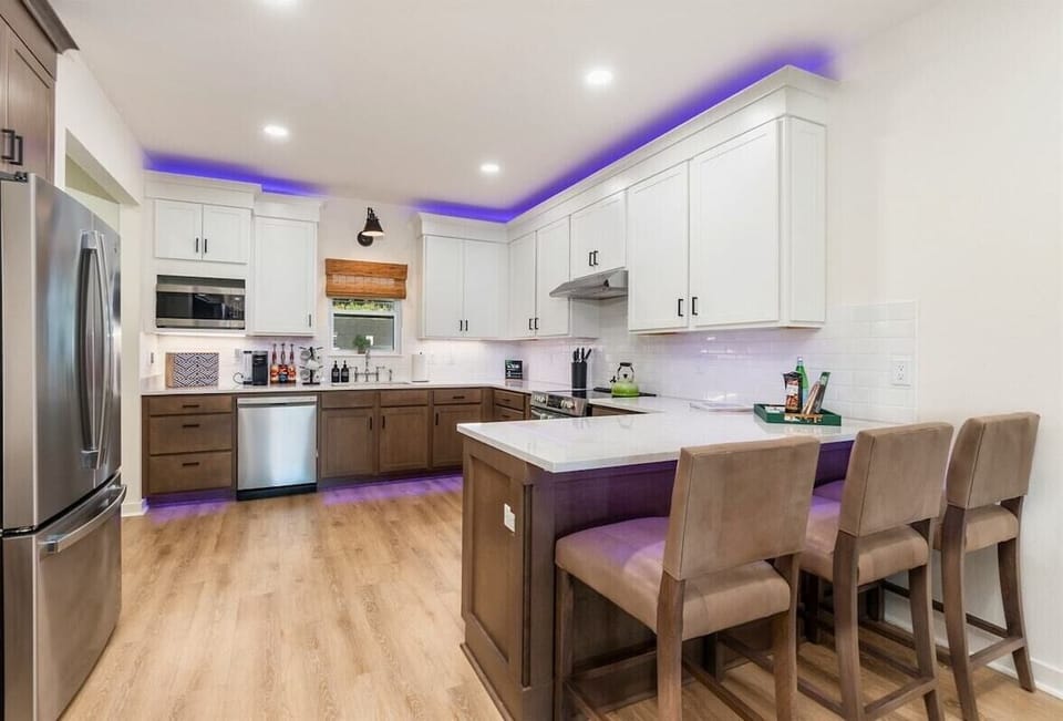 Kitchen Island Provides Additional Seating for 3