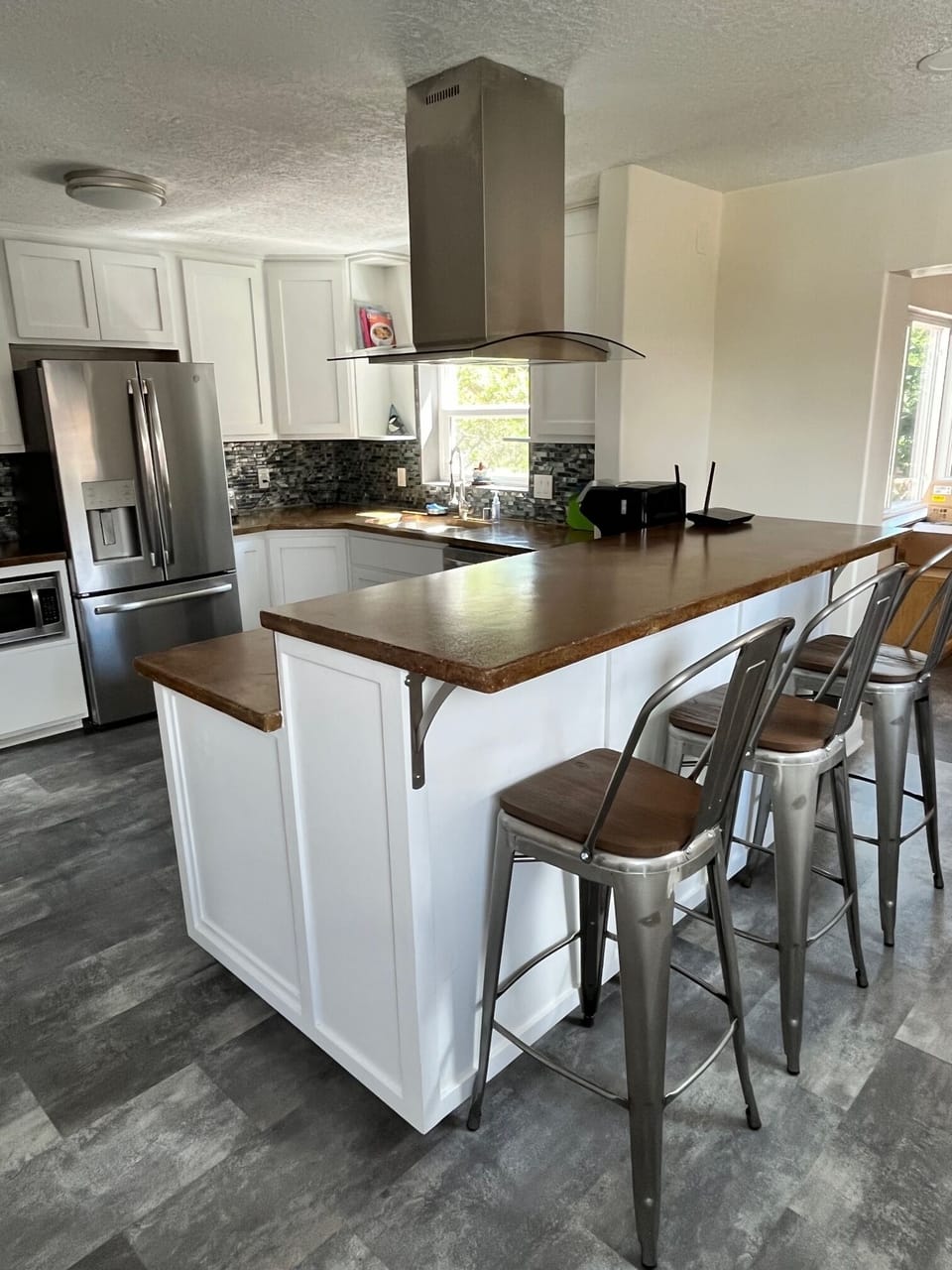 Island in kitchen