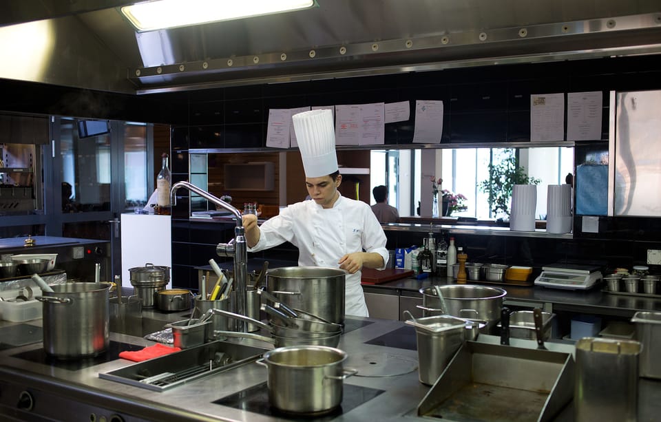 Breakfast, lunch, dinner served; French cuisine, alfresco dining 