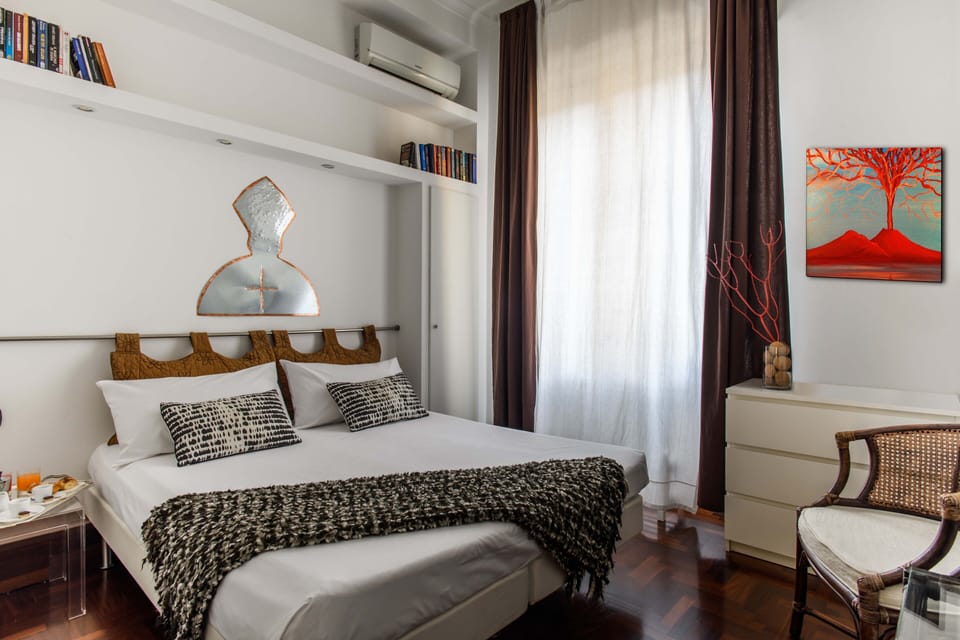 Double or Twin Room | Premium bedding, down comforters, desk, blackout drapes