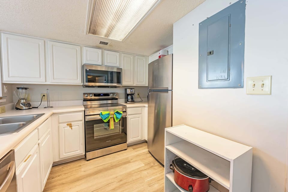 Fully Equipped Kitchen for Your Stay
