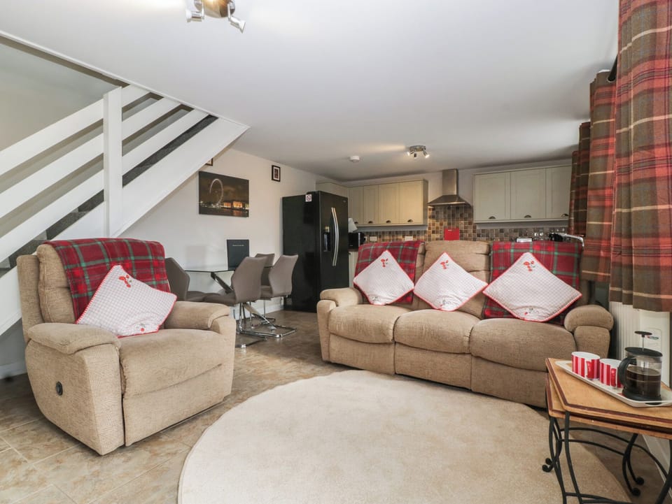Cottage | Living area