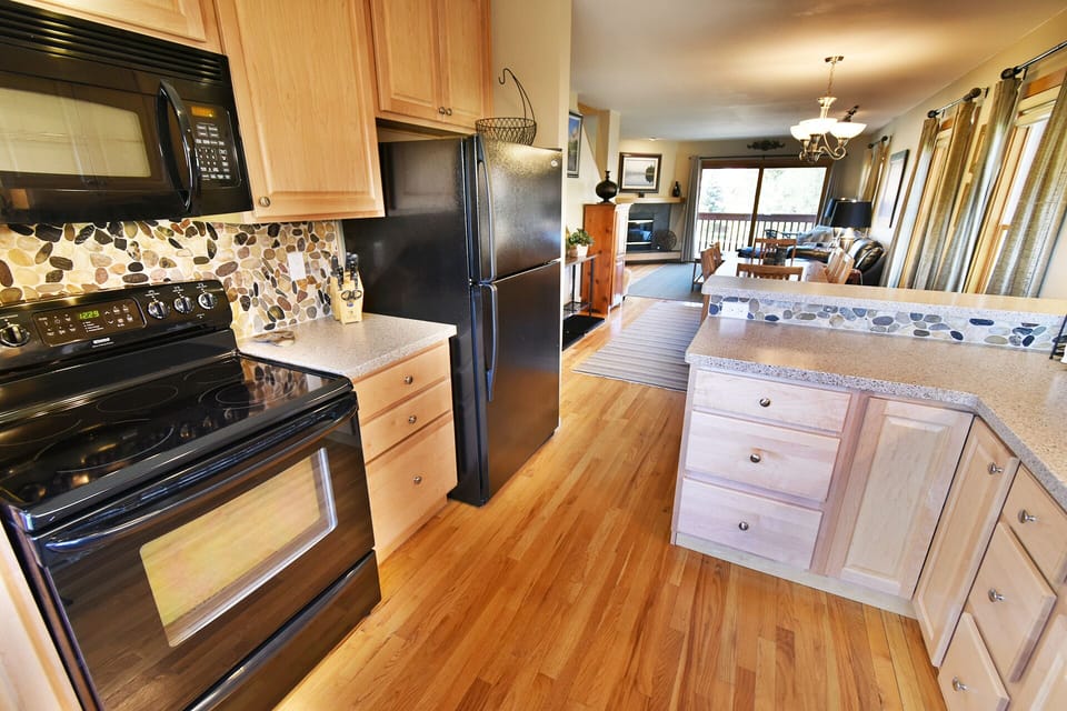 Fully Equipped Kitchen - Fully Equipped Kitchen