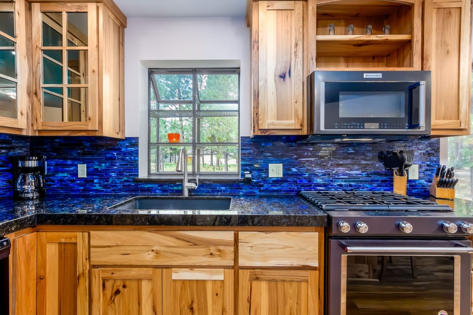 Kitchen - Main Level