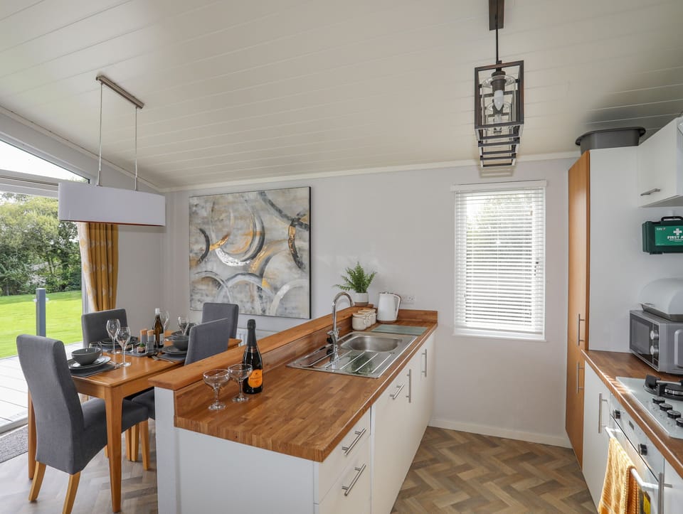 Fridge, dishwasher, electric kettle, toaster