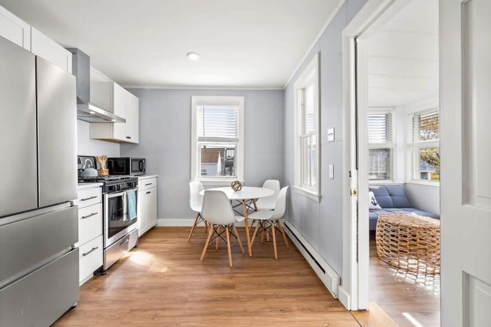 Newly renovated kitchen, fully stocked with cookware and, all new appliances