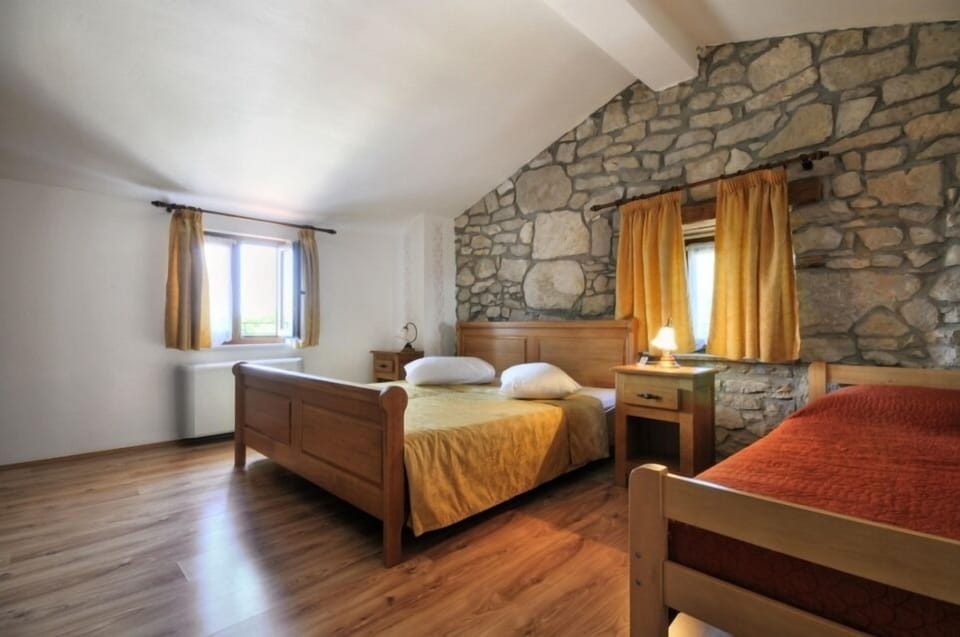 Family Triple Room | Free WiFi, bed sheets