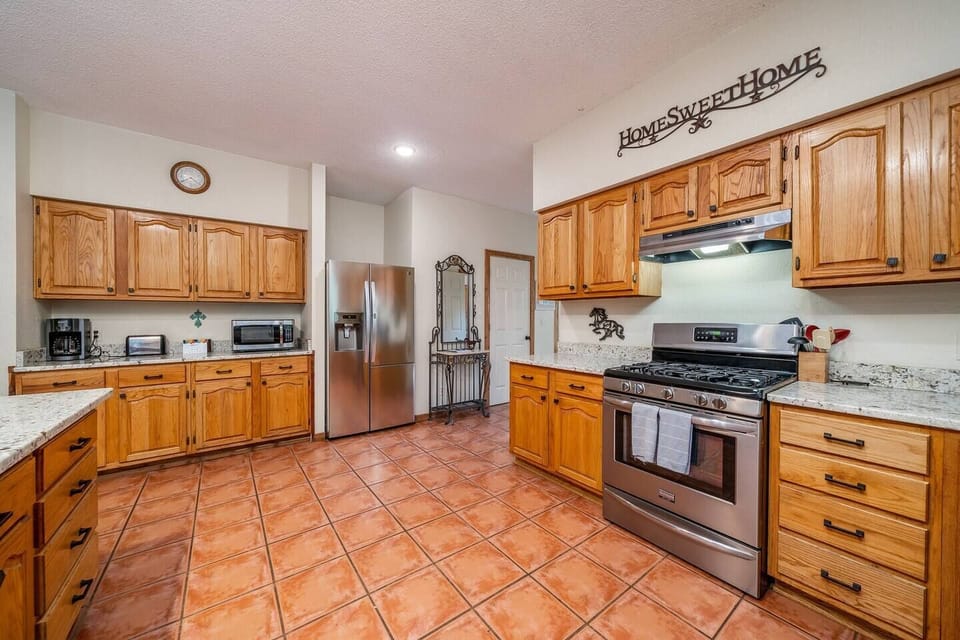 See the fully stocked Coffee Bar on the left?