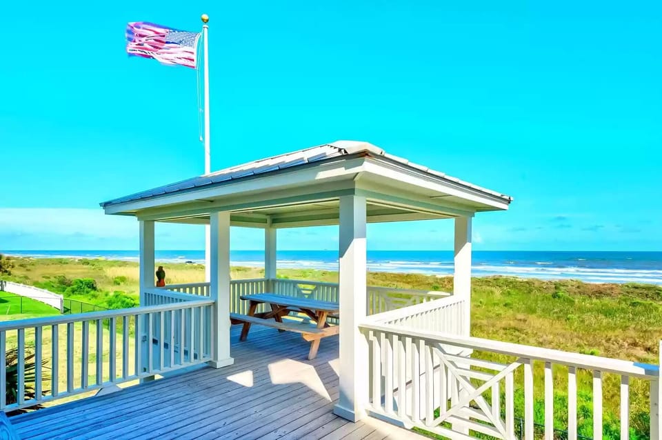 Covered picnic table off the balcony