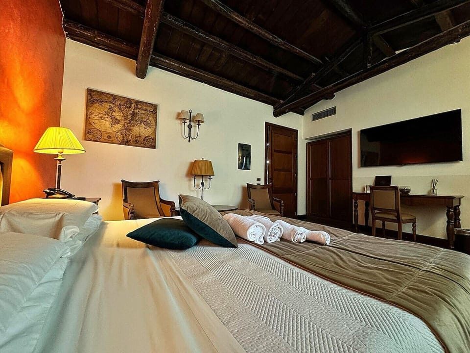 Business Double or Twin Room | Egyptian cotton sheets, premium bedding, down comforters, pillowtop beds