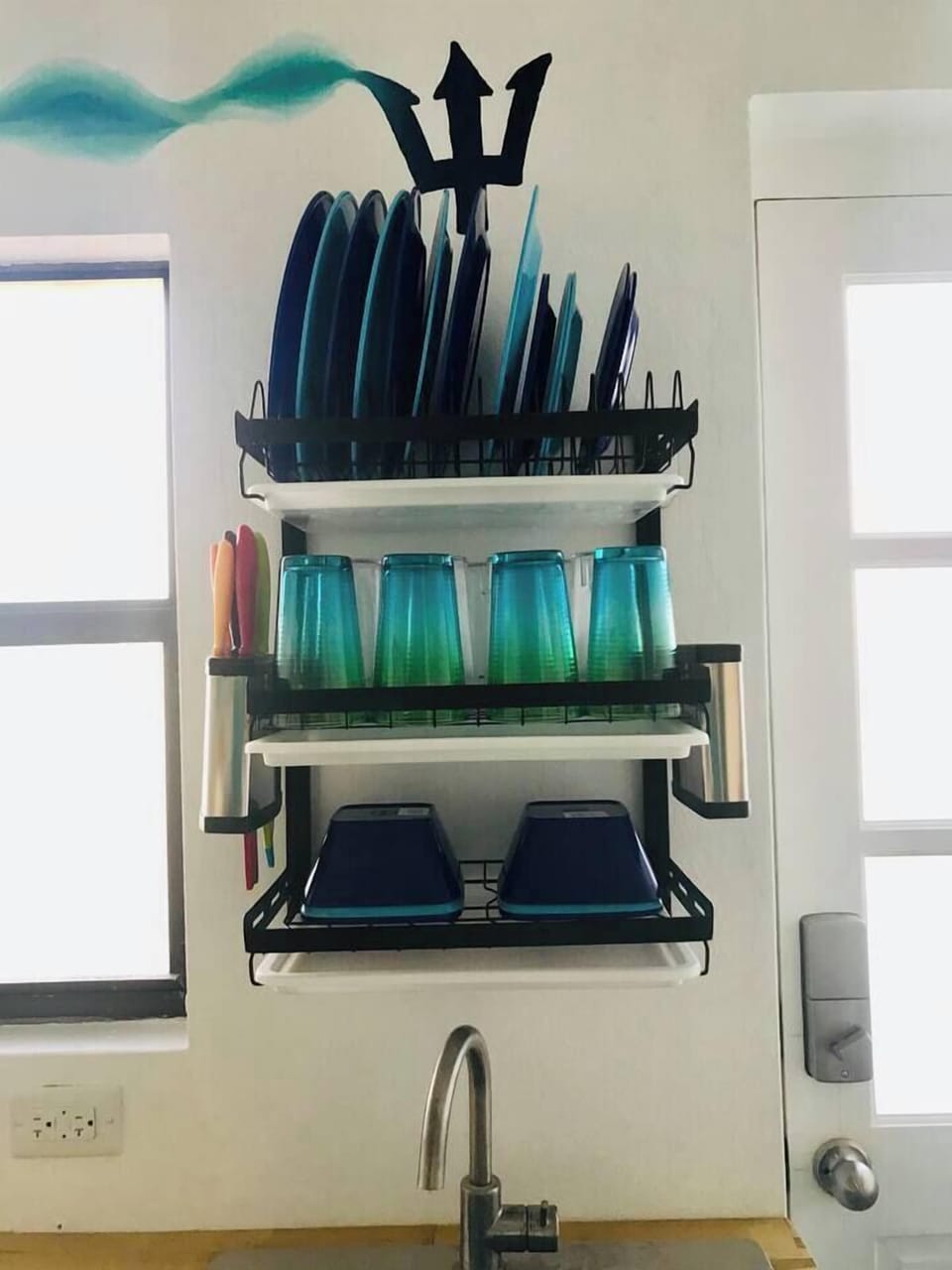 Kitchenette (2)
